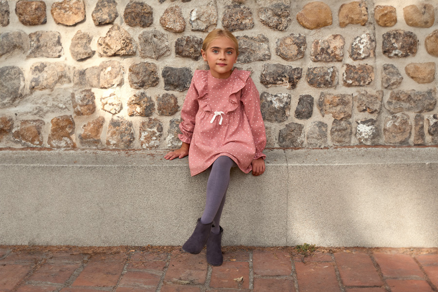 Boots with velvet bow and zip closure