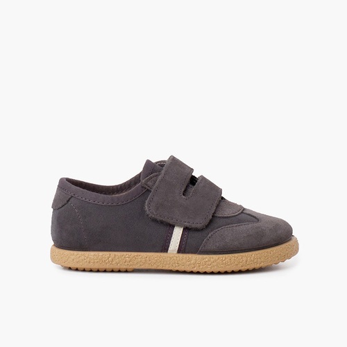 Kids shoes front closure with adherent strap Grey