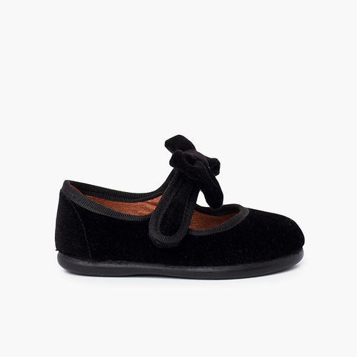 Velvet mary jane with a tie strap Black