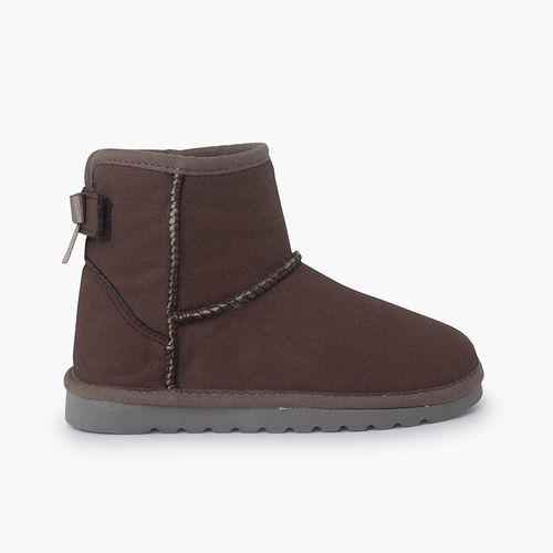 Aussie style boots with a back bow Brown