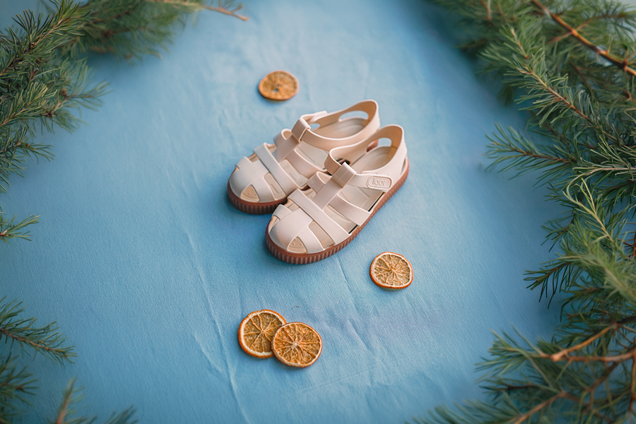 Jelly sandals caramel sole trainers style