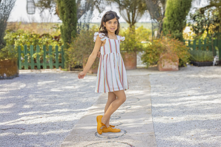 Linen Mary Janes with faille bow fastening
