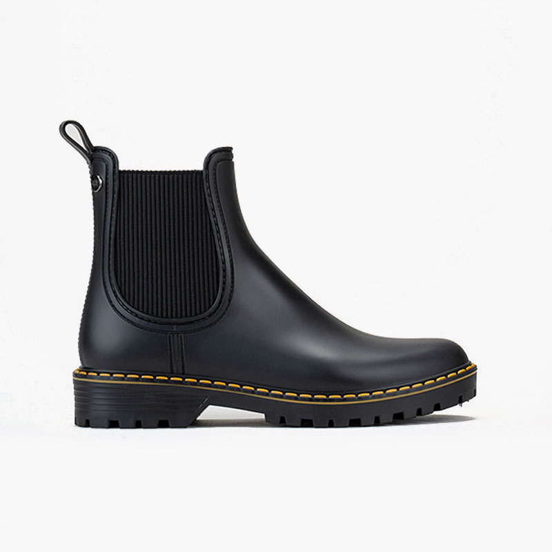 Matte wellies stitching track sole Black