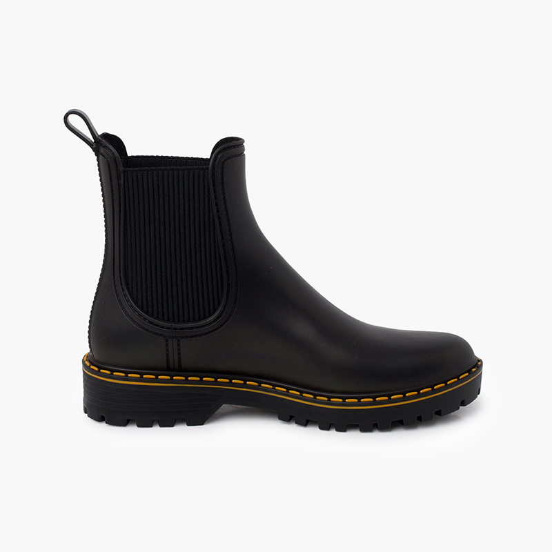 Matte wellies stitching track sole Black