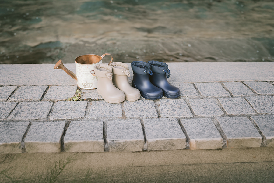 Barefoot wellies with Adjustable Cord