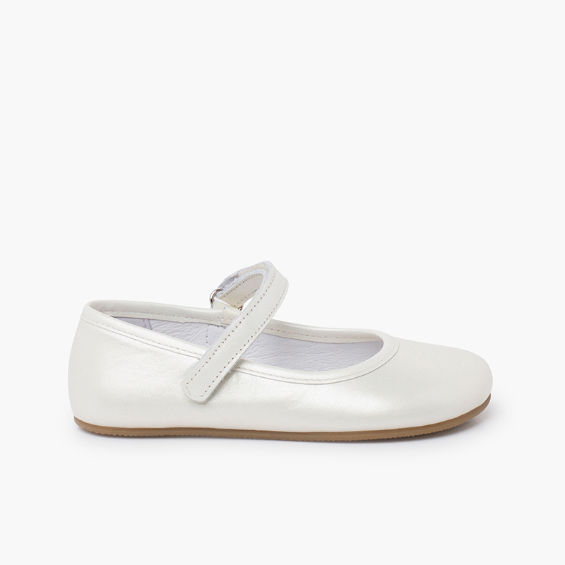 Blanditos Mary Janes shiny finish White
