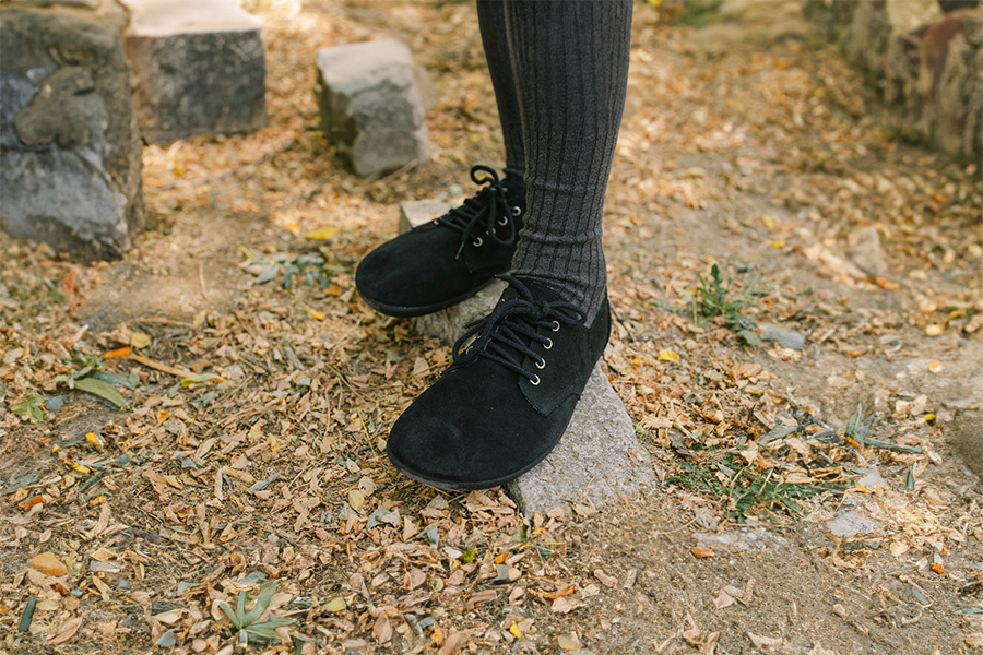 Barefoot suede lace-up blucher shoes