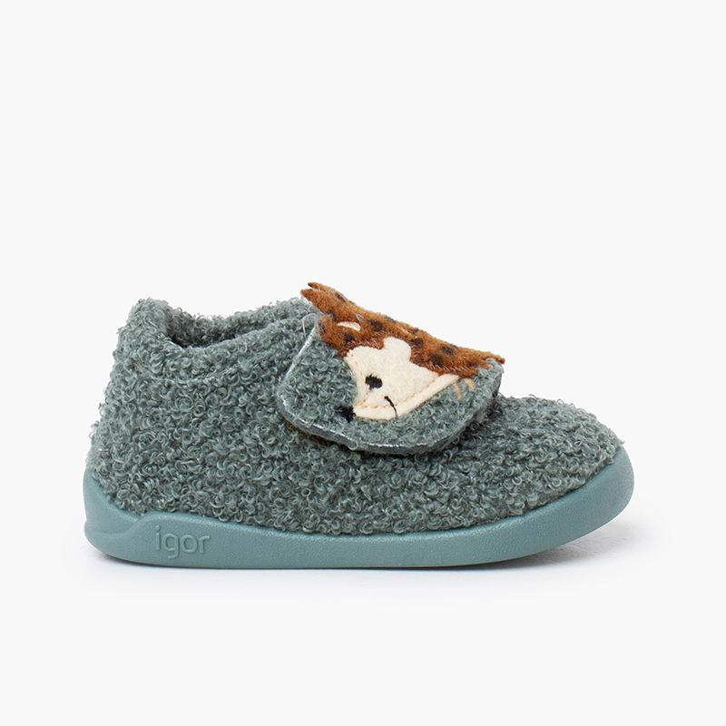 Barefoot animal slippers terry cloth erizo
