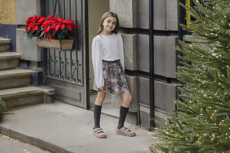 Velvet barefoot trainers double hook-and-loop strap