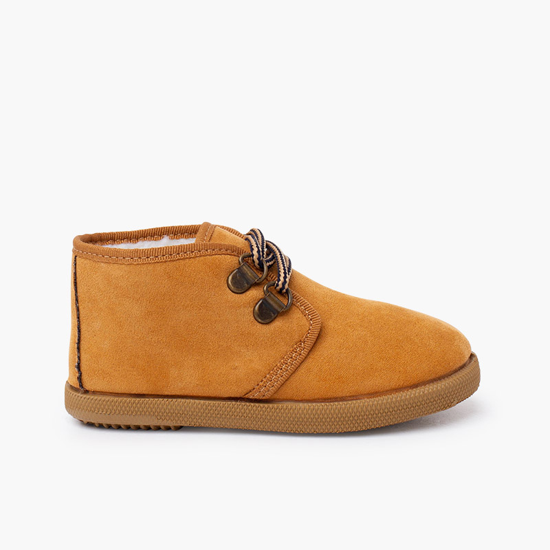 Suede boots shearling-like lining two-tone laces Camel
