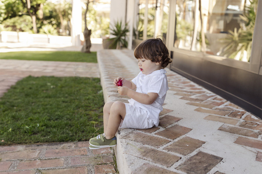 Combined barefoot trainers elastic laces