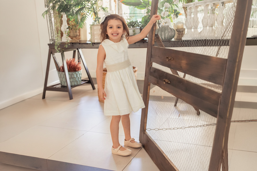 Barefoot linen shimmer Mary Janes hook-and-loop fastening