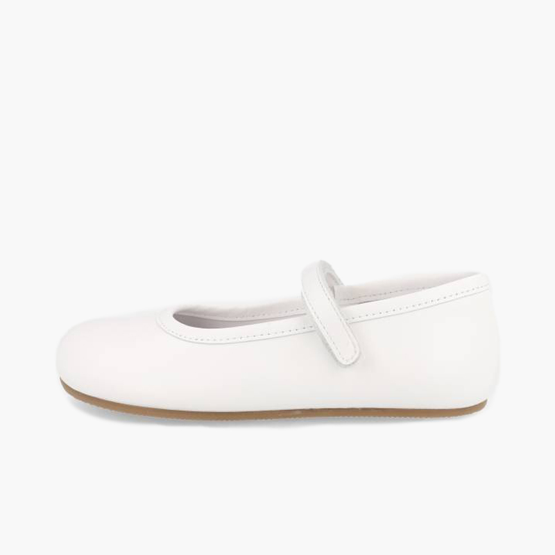 Blanditos Mary Janes matte finish White