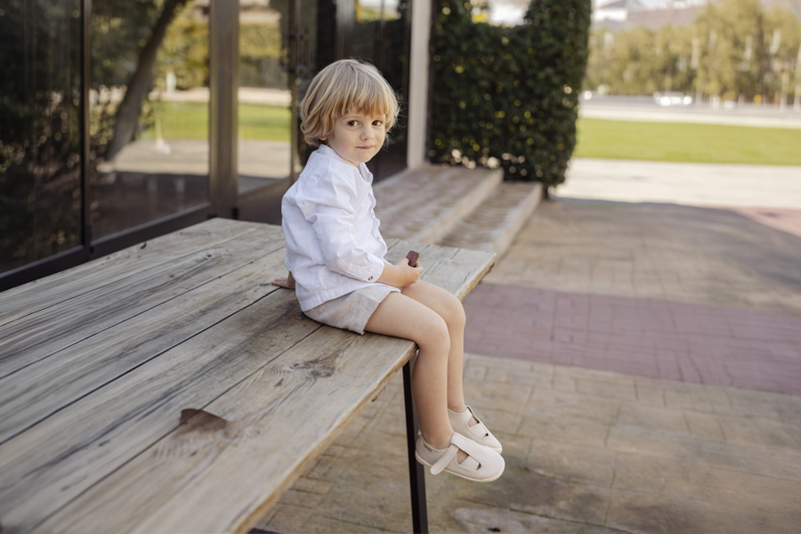 Boys' barefoot closed sandals in canvas