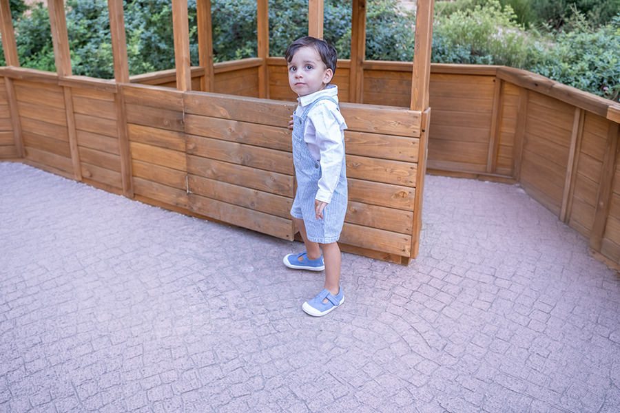 Boys' barefoot T-bar shoes washed canvas