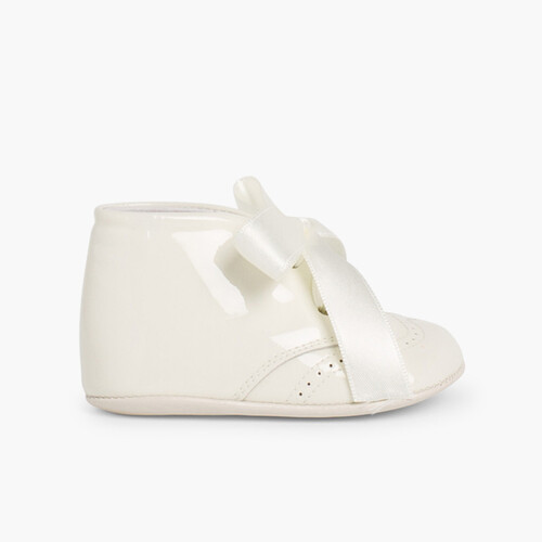 Patent Leather Booties for Baby with Bow Beige