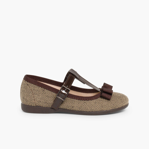 Mary Janes with a bow Brown