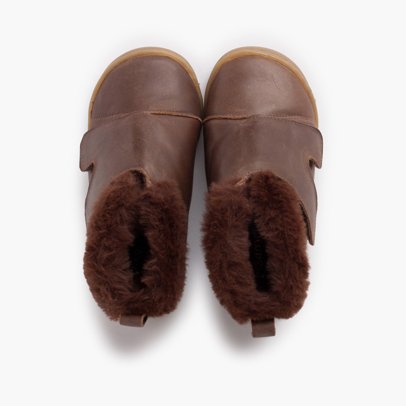 Fur collar bootie with wide strap Brown
