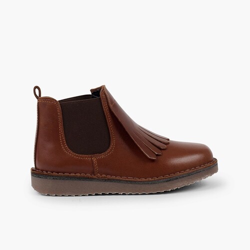 Girl's leather boots with fringed tongue 				 Brown
