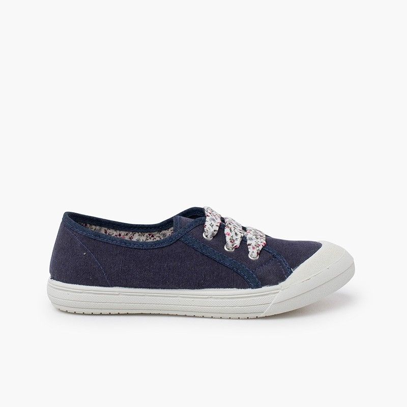 Lace-Up Rubber Toe Cap Canvas Trainers