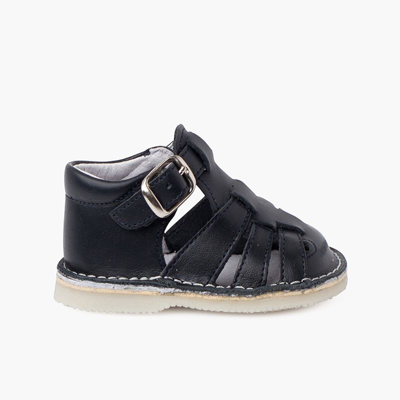  Baby leather sandals with buckle closure