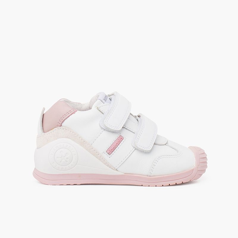 Biomecanics double adherent strap shoes