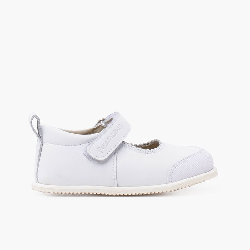 Sport leather mary janes with toe cap and riptape fastening