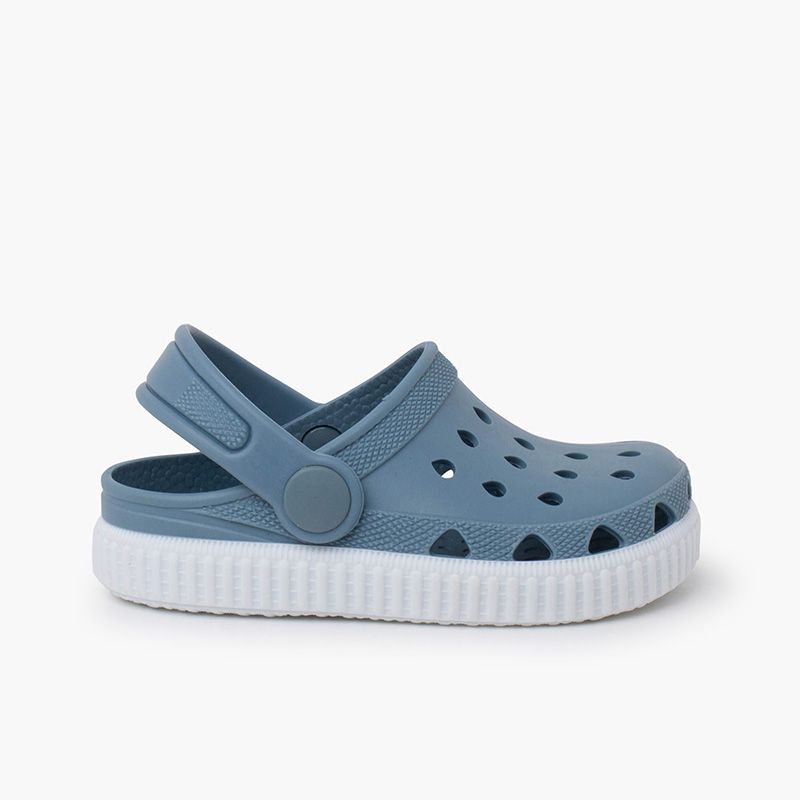 Rubber clogs trainers type
