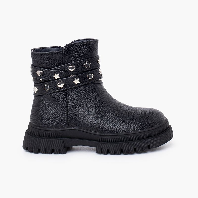 Girls’ boots studded strap