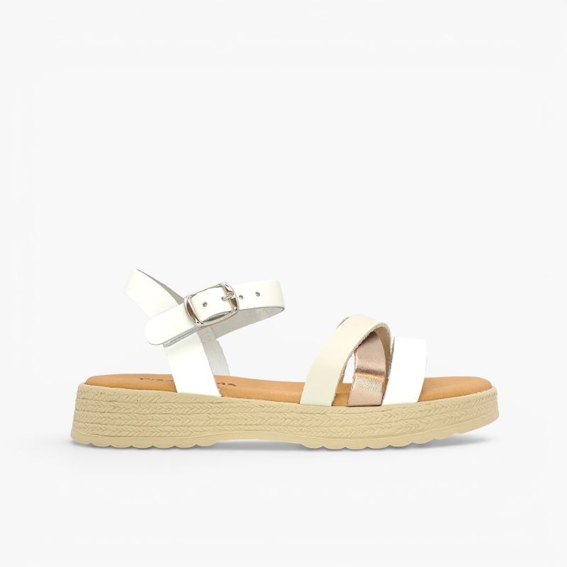Girls’ strap sandals buckle and braided sole