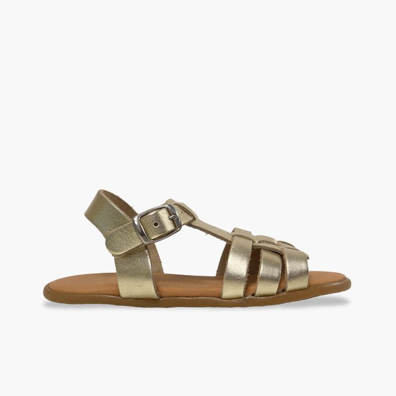 Girls’ barefoot gladiator sandals