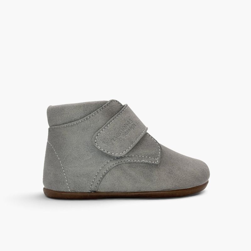 Children’s barefoot desert boots leather-effect finish