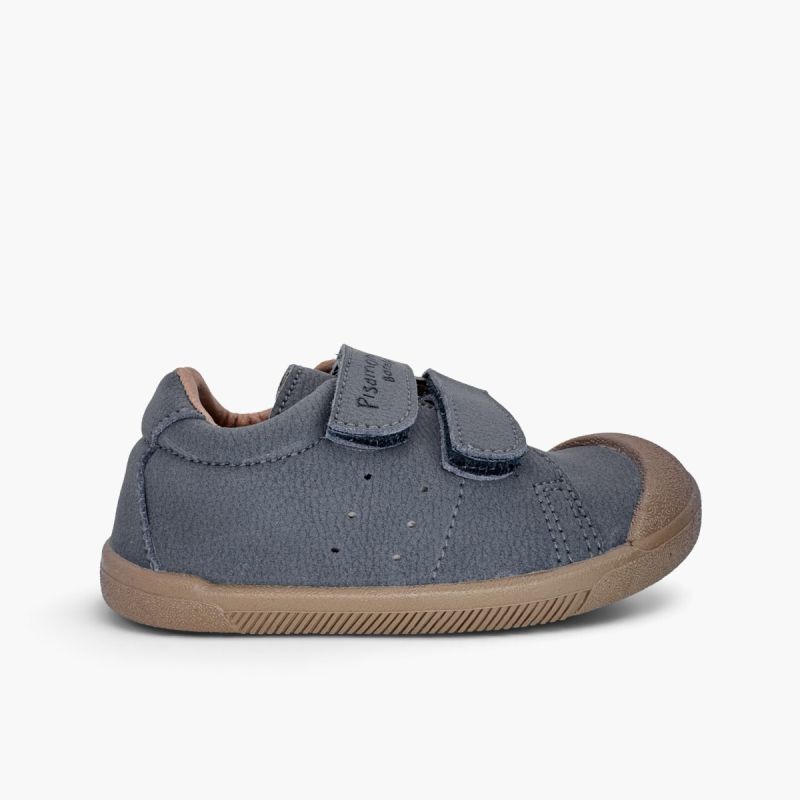 Soft barefoot nubuck-effect trainers