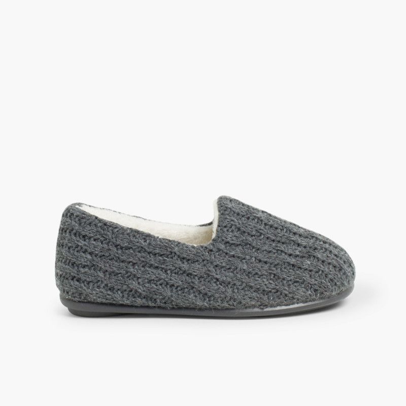 Kids Cable Knit Slippers