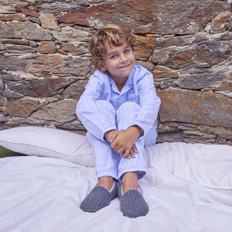 Kids Cable Knit Slippers