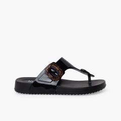 Extra light shiny toe-post sandals women Black