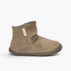 Crinkle-effect barefoot boots Taupe