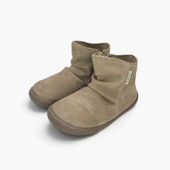 Crinkle-effect barefoot boots Taupe