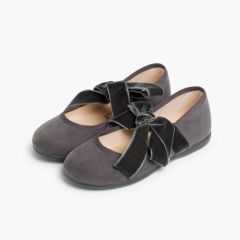 Mary Janes with a velvet bow for girls Grey