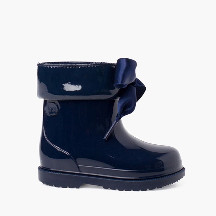 PATENT STYLE LOW-TOP WELLIES FOR GIRLS WITH BOW 