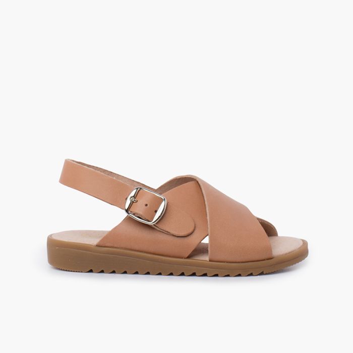 Crossed leather sandal with wide straps