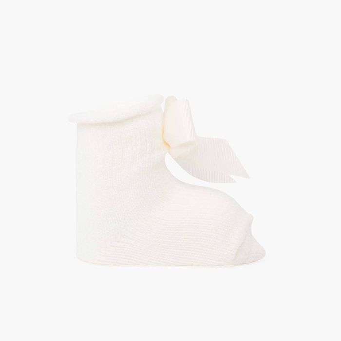Baby booties with bow