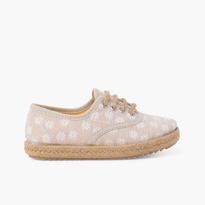 Blucher daisies with laces and jute sole