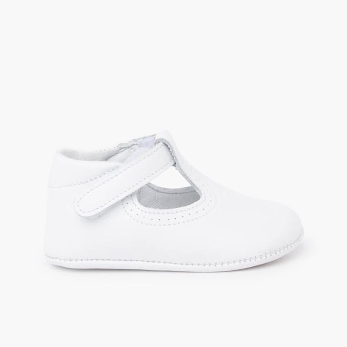 Baby T-bar shoes with loop fasteners