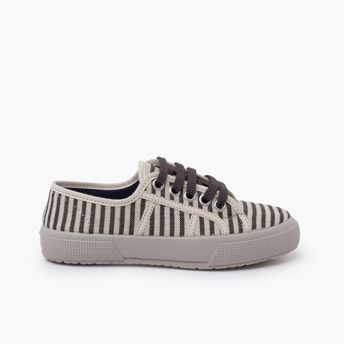 Wide-soled striped trainers