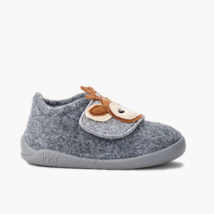 Barefoot animal slippers