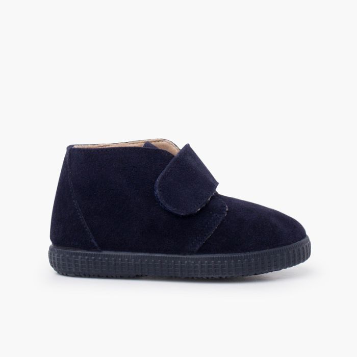 Furry adherent wide strap ankle boots