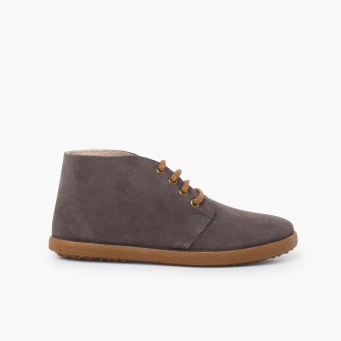 Contrast safari style split boot