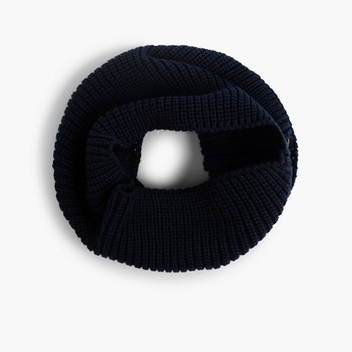 Knitted snood 