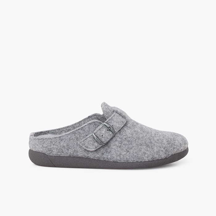  Clogs house buckle padded plant